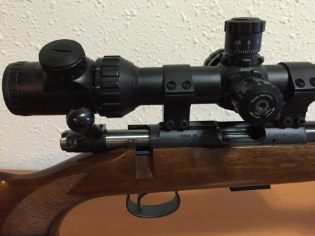 Pongo a la venta la carabina, Ceska 452 2E ZKM en perfecto estado, prácticamente impoluta, en calibre 10