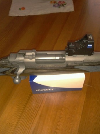 Hola, un compañero del tiro, pone este impecable Ruger en venta.
En estado nuevo,comprado por capricho,a 01