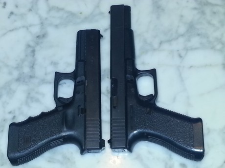 Se vende:
- GLOCK 17L de 2ªGeneración en 9mm por 200€.6,5" de cañón, dos cargadores. Adjunto foto 01