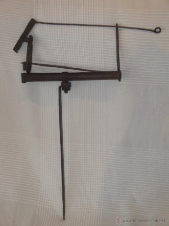https://www.todocoleccion.net/coleccionismo/antigua-caja-madera~x51657326#descripcion

CAJA PARA PONER 150