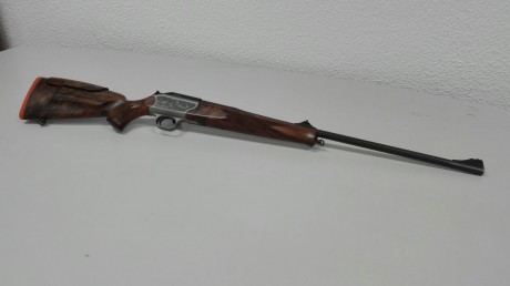 vendo blaser r93 luxus zurdo, estado impoluto absolutamente. . cañon acanalado maderas especiales, entrego 01
