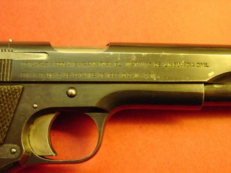 Hola:
Encontre esta pistola Star en una casa de empeno aca en La Florida. Funciona perfectamente con cartuchos 00