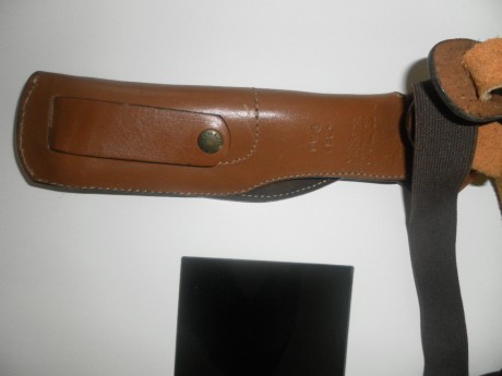 vendo funda sobaquera de piel para pistola o revolver de 4" esta nueva , no la he usado nunca el 00