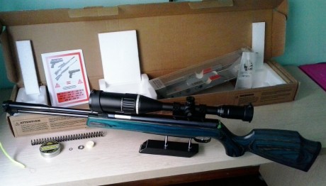 Vendo por no usar carabina comprada en Merino en 2014 (adjunto factura al comprador) 
Medidor de viento 02