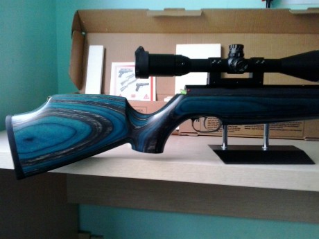 Vendo por no usar carabina comprada en Merino en 2014 (adjunto factura al comprador) 
Medidor de viento 10