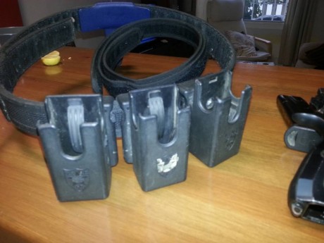 Buenas.
Pongo a la venta equipo completo de ipsc: 
 -pistola Cz Sp01 Shadow ,modelo 1.
 -4 cargadores.
 20