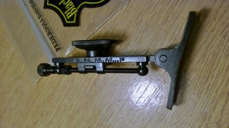 Vendo diopter Pedersoli, con ajuste en altura y deriva, modelo USA445, distancia entre los centros de 01