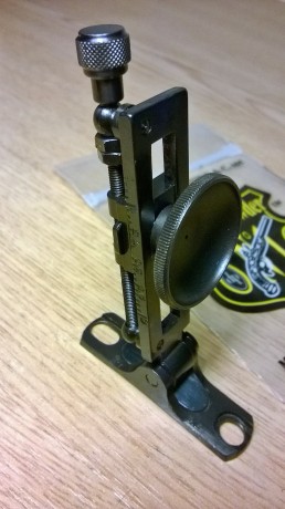 Vendo diopter Pedersoli, con ajuste en altura y deriva, modelo USA445, distancia entre los centros de 00