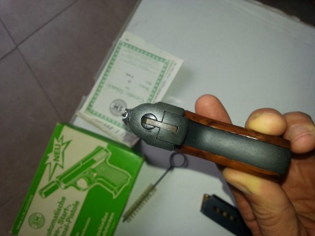Se vende pistola de fogueo de la marca Alemana S&M modelo 110 de 8mm, con su caja original, accesorios 12