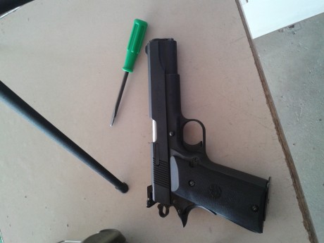 Compro Llama Max II .45, en buen estado,  Sps Enduro calibre 9mm o Para Ordnance P-14, calibre .45,
Que 31