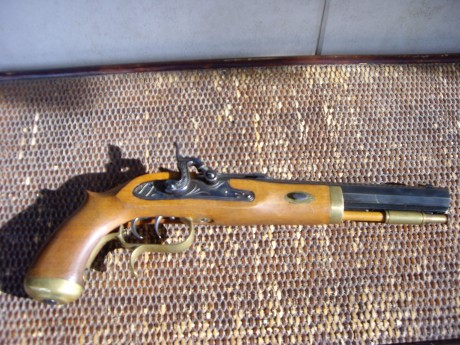 Vendo rifle Ardesa Hawkeen 451 Match con diopter y túnel, carabina Dikar Squirrel Cal. 32 y pistola Ardesa 00