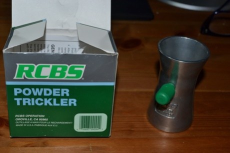 Hola a todos, vendo los siguientes útiles para recarga:

Los dies siguen en venta, 

Juego de tres dies 10