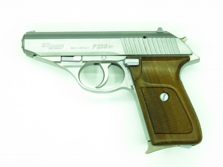 Buenas, compañeros vuelvo a colgar nuevamente este anuncio pues el inicial ha desaparecido.
Se vende Pistola 01