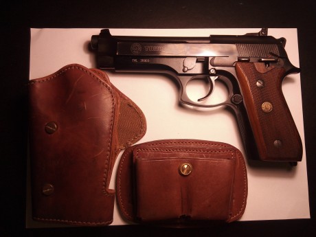 buenas noches .
                     VENDO PISTOLA TAURUS PT 9MM  ,ALZA LPA , REGALO ADEMAS  3 CARGADORES, 00