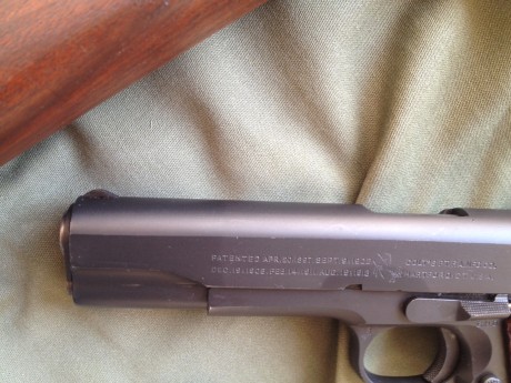 Vendo esta pieza de colección. Se trata de una Colt 1911-A1 original de la Segunda Guerra Mundial, fabricada 02