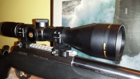 VENDO VISOR NIKON MONARCH E 2,5-10X50 SF M RETICLE #4. NO HACE NI UN AÑO QUE LO COMPRE, CON EL HE PEGADO 00