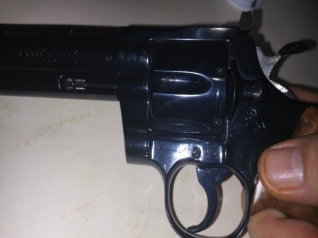Se vendería por 700 euros (admito ofertas con dos dedos de frente y arma y dinero tb ) o en su defecto 100