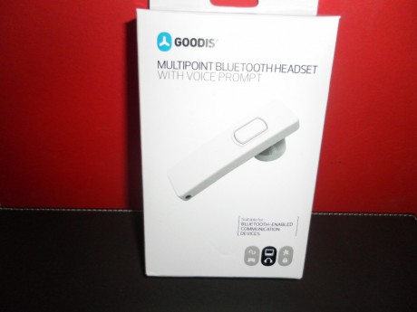 vendo estos dos bluetooth , uno es un sony ericsson hbh-pv703 y el otro es un goodis. son nuevos sin ni 00
