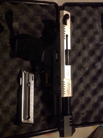 Hola vendo esta pistola p22 target,  un solo cargador esta en granada, guia en A. Precio 120€. Solo pistola. 00