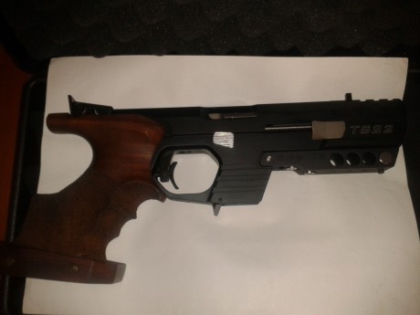 Hola a todos. 
Pues pongo a la venta esta Tesro TS 22 3 Pro con contrapeso inercial. El arma está en Badalona 01