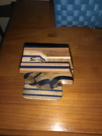 Vendo empuñadura Walther Gsp Expert laminada,diestra,talla M.En perfecto estado.
120€.Seriedad. Atiendo 00