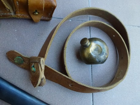 Saludos, vendo el siguiente lote de accesorios para el fusil Mauser yugoslavo M-48 (tambien valido para 02
