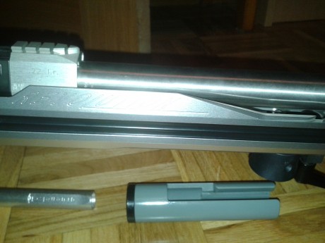 Vendo carabina tiro olimpico con accion  grunig elmiger racer 2  comprada nueva en marzo de 2015 montada 11