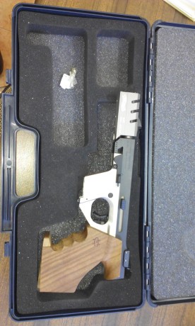 Hola muy buenas vengo walther gsp expert cal.22 largo casi sin usar ni 1000 disparos con ella me apunte 00