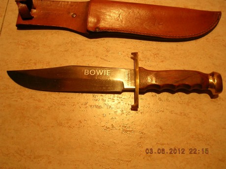 Estoy interesado en un Tomahawk o hacha de diseño similar, a ser posible artesanal o de diseño tradicional,aunque 70