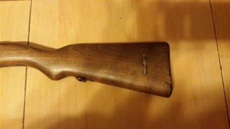 Culata para Mauser Coruña, madera en muy buen estado pero alguien la ha intentado deportivizar, cortando 02