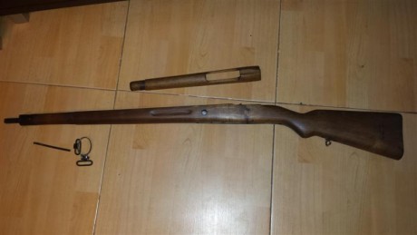 Culata para Mauser Coruña, madera en muy buen estado pero alguien la ha intentado deportivizar, cortando 00