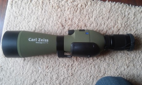 Vendo Diascope Zeiss 85 T-FL
Con zoom de 20-75/85
Lentes tratadas con fluorita.
Con funda de cordura original.
Totalmente 02