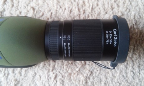 Vendo Diascope Zeiss 85 T-FL
Con zoom de 20-75/85
Lentes tratadas con fluorita.
Con funda de cordura original.
Totalmente 00