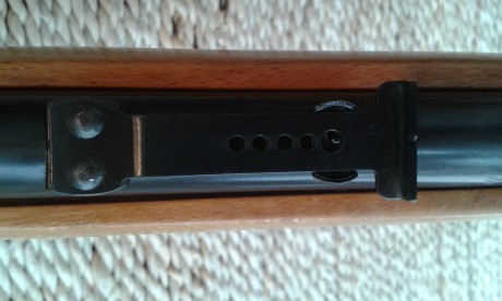 Vendo carabina Anschutz modelo 1361. Calibre 22 LR. Monotiro. Año 1968.

Restaurada de maderas (hechas 12