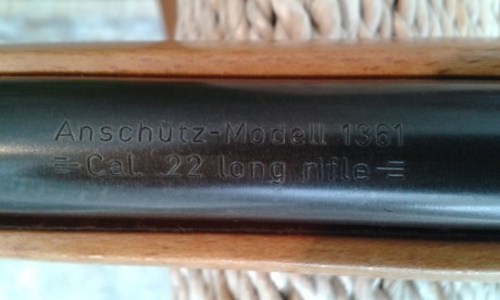 Vendo carabina Anschutz modelo 1361. Calibre 22 LR. Monotiro. Año 1968.

Restaurada de maderas (hechas 21