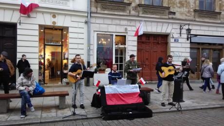 Hola, buenas a todos, os cuento, resulta que me voy un año a vivir a Cracovia , según tengo entendido 22