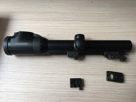 Vendo visor Swarovski Z6i DE CARRIL,  retícula 4Ai,  bases y monturas Apel, funda rígida de cuero para 02