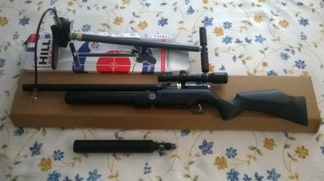 Carabina PSP, Cometa Lynx V10 Cal. 5.5 en madera negra, cañón con moderador de sonido (silenciador), manual 00