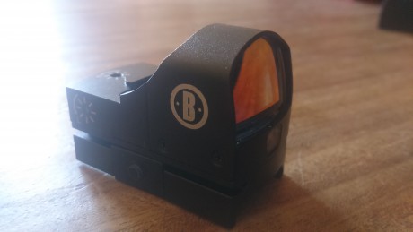 Vendo visor punto rojo bushnell first strike.
En perfecto estado estetico y de uso.
Esta en Barcelona. 01