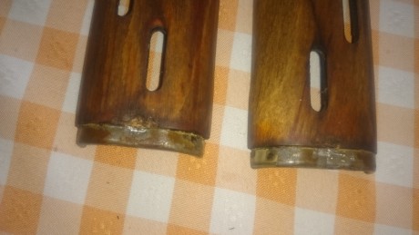 Hola,vendo dos culatas con sus guardamanos de un tigre,una es de madera laminada clara con acabado al 21