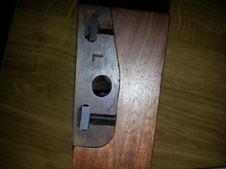 Se vende Cacha sin tocar talla L para Match Guns MG 4   MG 2
La cacha esta en perfecto estado y nunca 00