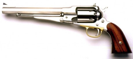 Este es el cambio;
Colt Diamondback 38 - 4" - 
Muy buen estado, pavón y canchas intactos 
Juego de 20