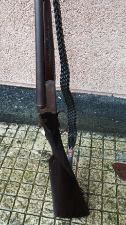Se vende escopeta marca Erbi, de dos cañones, calibre 12.
En buen estado.
Se incluye funda.
Precio: 250€.
Interesados 00