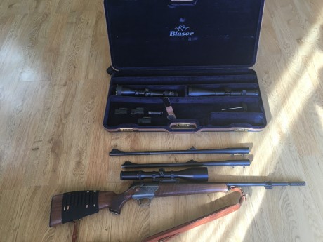 Blaser Luxus España , Cañon 243 , carrillera Montecarlo, pistolet de plata , bola de cerrojo de madera, 00