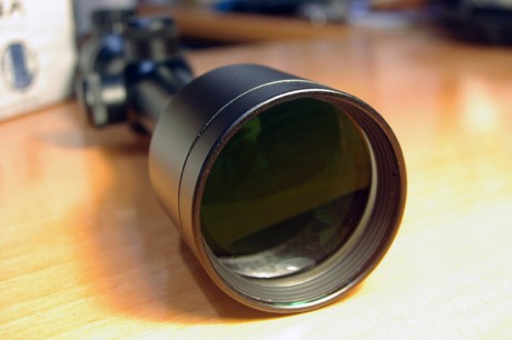 Por exceso de material vendo visor Shilba Illuminator Magnum 2,5-10x50 con retícula europea iluminada. 12