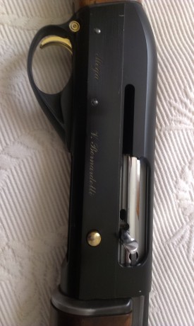 Vendo semiautomatica Bernardelli Mega Cal.12
5 polichoques
66 de cañon
Madera de nogal.
En perfecto estado.

PRECIO: 01