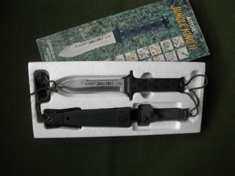 Vendo cuchillo de supervivencia Aitor modelo Jungle King II.
Es de los primeros que hizo la casa y nunca 01
