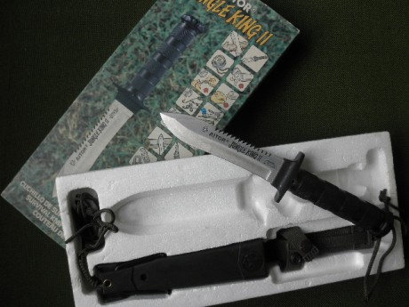 Vendo cuchillo de supervivencia Aitor modelo Jungle King II.
Es de los primeros que hizo la casa y nunca 00