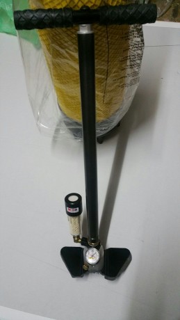 Hola  ! . Vendida !!! bomba Hill mk 3 con dry Pack  ..... buen estado .....poco uso....esta sin latiguillo 00