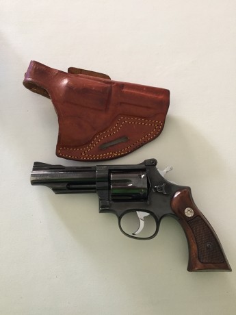Hola, vendo revolver Llama Comanche III .357 de 4 pulgadas en buen estado. Tiene pocos disparos, lo entrego 02